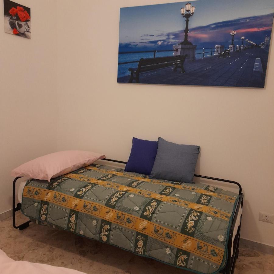 Sweet Night In Bari Appartement Buitenkant foto