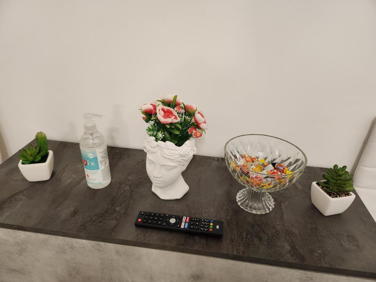 Sweet Night In Bari Appartement Buitenkant foto