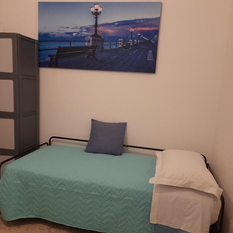 Sweet Night In Bari Appartement Buitenkant foto